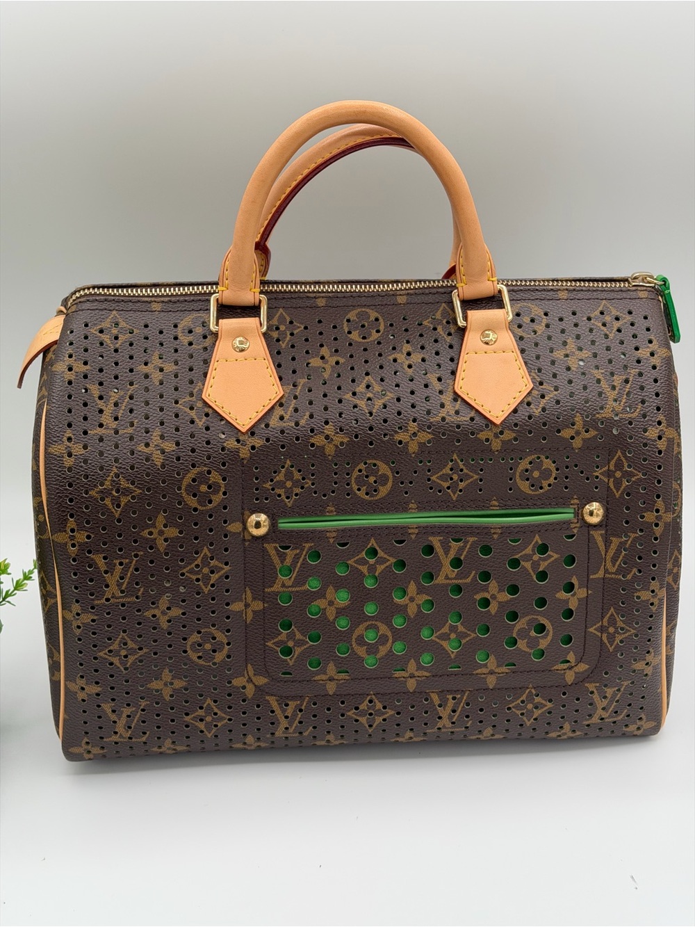 LOUIS VUITTON Limited Edition Green Monogram Perforated Canvas Speedy 30 Bag🔥